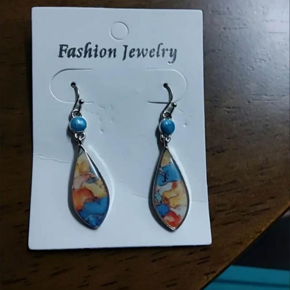 Colorful Earrings - Picture 3 of 4